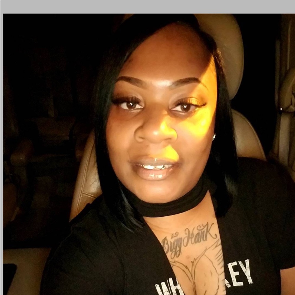 Meet your Posher, Tanisha